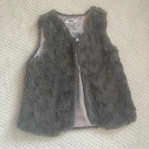 Disney Dsigned girls vest gray size small fur excellent cond Frozen design